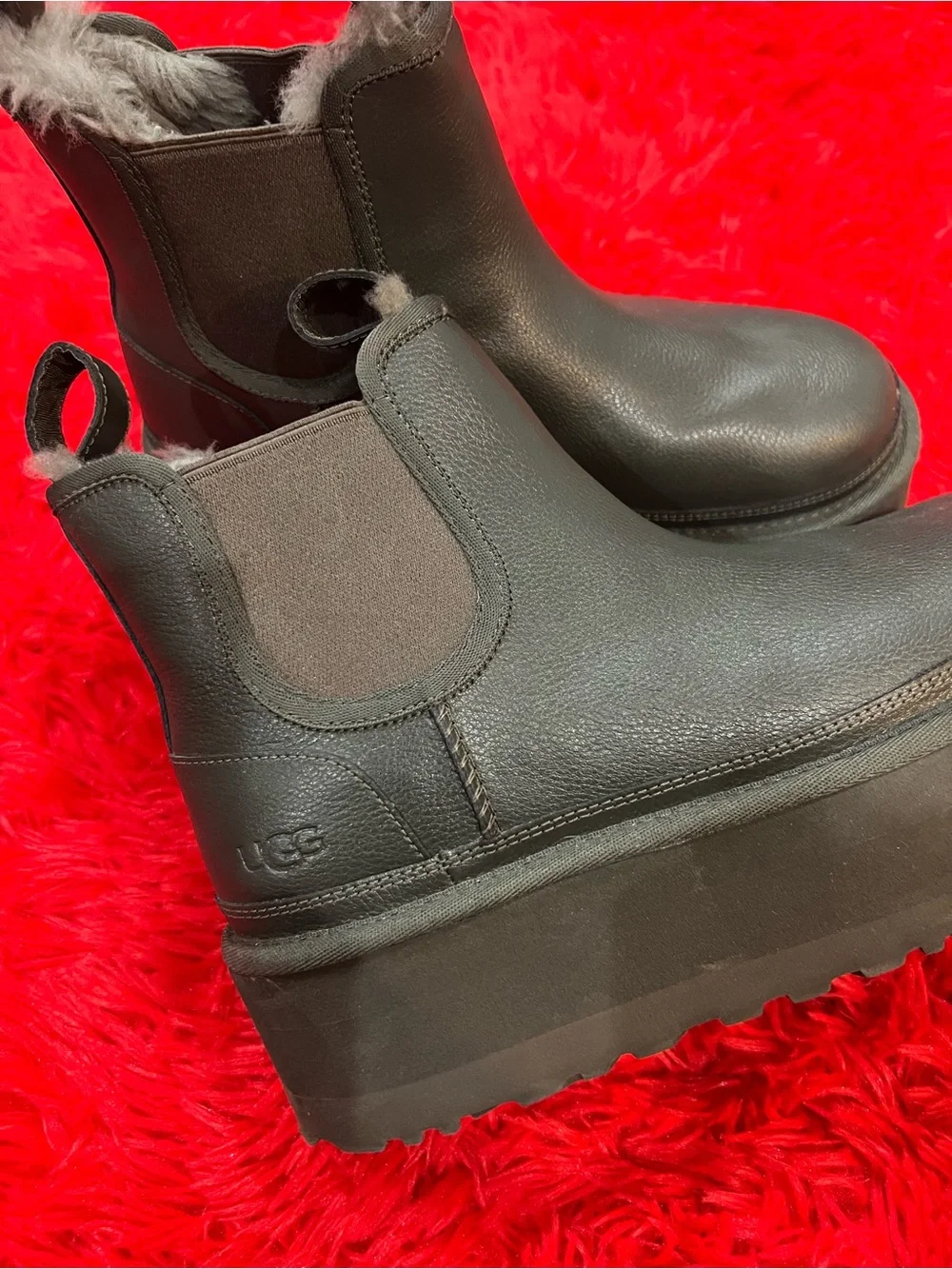 UGG Dark Green Leather Platform Chelsea Boots Size 8